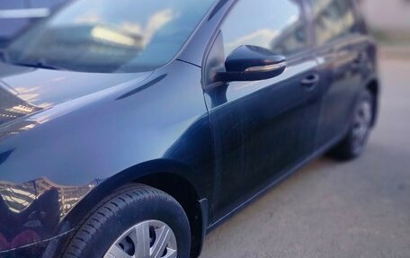 Volkswagen Golf VI, 2010 год, 900 000 рублей, 3 фотография