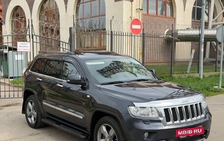 Jeep Grand Cherokee, 2012 год, 1 650 000 рублей, 4 фотография