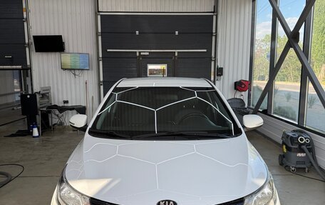KIA Rio III рестайлинг, 2014 год, 1 100 000 рублей, 2 фотография