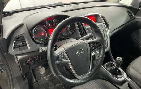 Opel Astra J, 2013 год, 899 000 рублей, 10 фотография