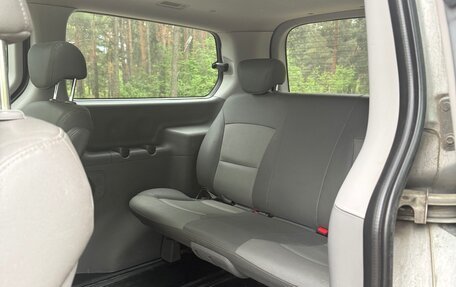 Hyundai Grand Starex Grand Starex I рестайлинг 2, 2012 год, 2 400 000 рублей, 4 фотография