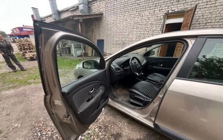 Renault Fluence I, 2012 год, 550 000 рублей, 5 фотография