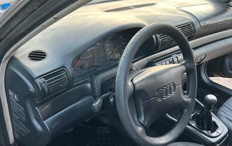 Audi A4, 1997 год, 245 000 рублей, 10 фотография