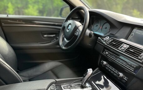 BMW 5 серия, 2011 год, 1 700 000 рублей, 11 фотография