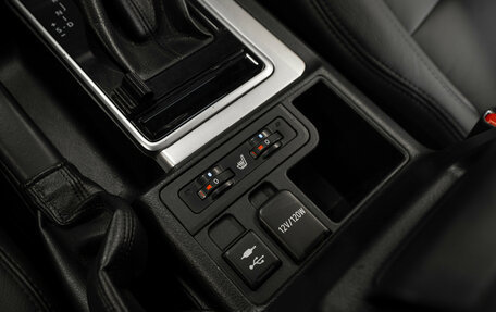Toyota Land Cruiser Prado 150 рестайлинг 2, 2020 год, 5 250 000 рублей, 19 фотография