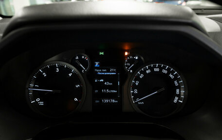 Toyota Land Cruiser Prado 150 рестайлинг 2, 2020 год, 5 250 000 рублей, 11 фотография