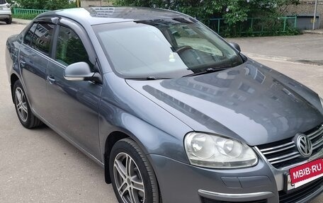 Volkswagen Jetta VI, 2008 год, 600 000 рублей, 2 фотография
