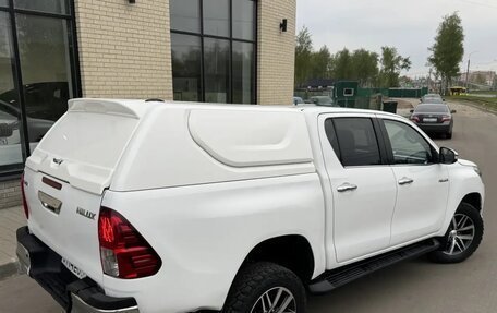 Toyota Hilux VIII, 2015 год, 2 550 000 рублей, 7 фотография