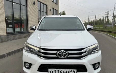 Toyota Hilux VIII, 2015 год, 2 550 000 рублей, 3 фотография