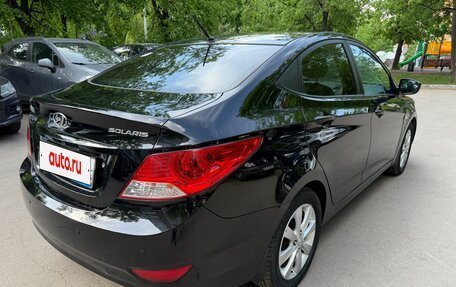 Hyundai Solaris II рестайлинг, 2012 год, 830 000 рублей, 4 фотография