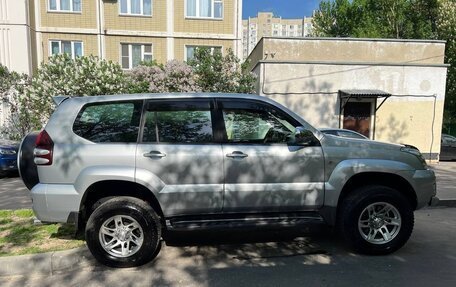 Toyota Land Cruiser Prado 120 рестайлинг, 2008 год, 1 900 000 рублей, 7 фотография
