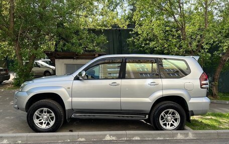Toyota Land Cruiser Prado 120 рестайлинг, 2008 год, 1 900 000 рублей, 8 фотография
