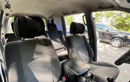 Toyota Land Cruiser Prado 120 рестайлинг, 2008 год, 1 900 000 рублей, 21 фотография