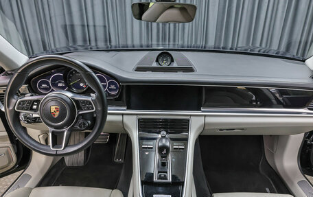Porsche Panamera II рестайлинг, 2019 год, 8 250 000 рублей, 15 фотография
