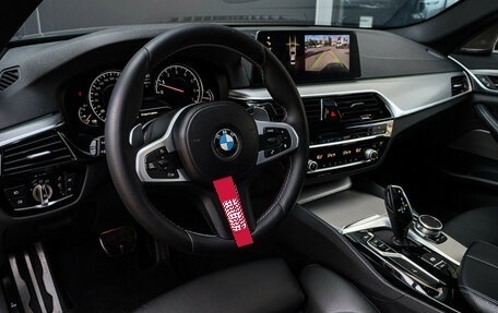 BMW 5 серия, 2018 год, 4 330 000 рублей, 15 фотография