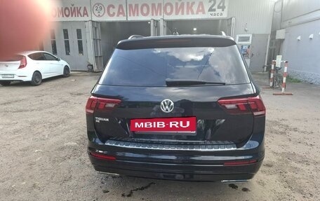 Volkswagen Tiguan II, 2021 год, 3 200 000 рублей, 4 фотография