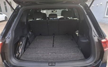 Volkswagen Tiguan II, 2021 год, 3 200 000 рублей, 5 фотография