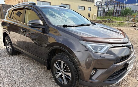 Toyota RAV4, 2018 год, 2 200 000 рублей, 3 фотография