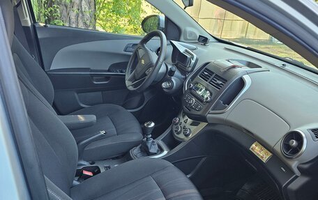 Chevrolet Aveo III, 2015 год, 1 100 000 рублей, 6 фотография