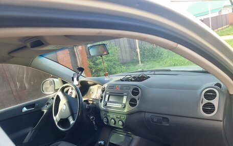 Volkswagen Tiguan I, 2008 год, 650 000 рублей, 1 фотография