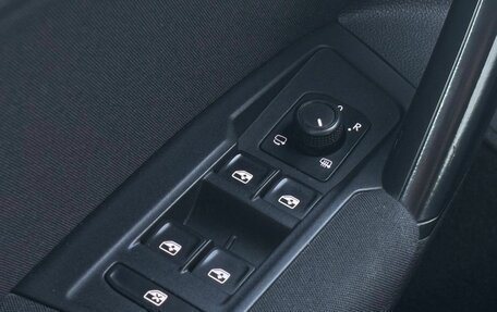 Volkswagen Tiguan II, 2020 год, 1 849 000 рублей, 33 фотография