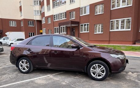 KIA Cerato III, 2010 год, 700 000 рублей, 2 фотография