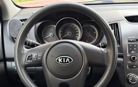 KIA Cerato III, 2010 год, 700 000 рублей, 10 фотография
