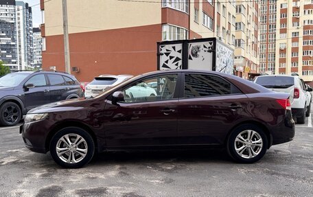 KIA Cerato III, 2010 год, 700 000 рублей, 4 фотография