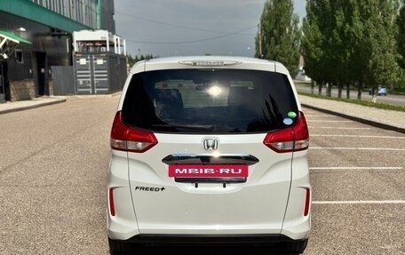 Honda Freed II, 2018 год, 1 550 000 рублей, 6 фотография