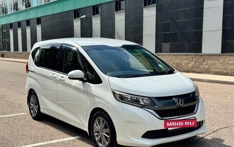 Honda Freed II, 2018 год, 1 550 000 рублей, 12 фотография