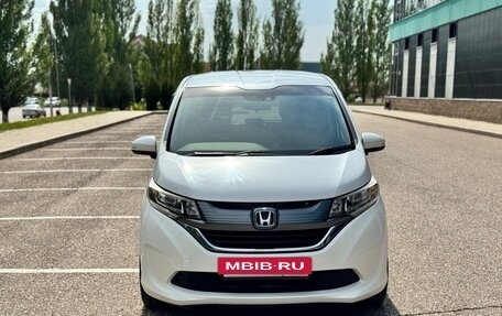 Honda Freed II, 2018 год, 1 550 000 рублей, 13 фотография