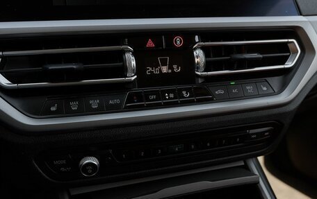 BMW 3 серия, 2019 год, 3 095 600 рублей, 11 фотография