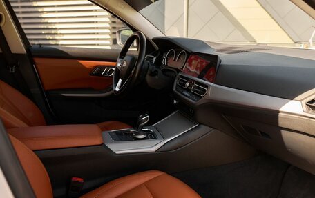 BMW 3 серия, 2019 год, 3 095 600 рублей, 6 фотография