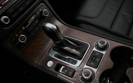 Volkswagen Touareg III, 2015 год, 3 319 800 рублей, 10 фотография
