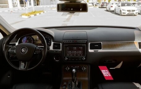 Volkswagen Touareg III, 2015 год, 3 319 800 рублей, 7 фотография