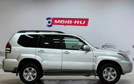 Toyota Land Cruiser Prado 120 рестайлинг, 2007 год, 2 299 000 рублей, 6 фотография