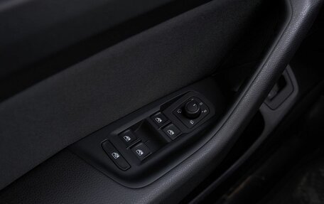 Volkswagen Passat B8 рестайлинг, 2019 год, 2 274 400 рублей, 12 фотография