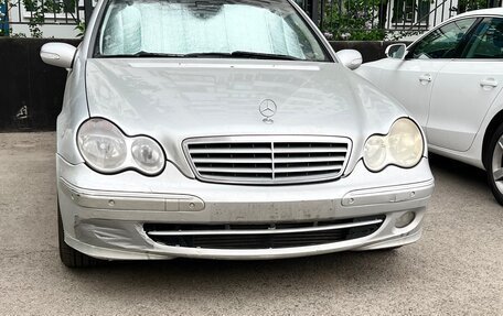 Mercedes-Benz C-Класс, 2004 год, 990 000 рублей, 7 фотография