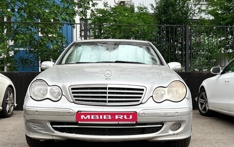 Mercedes-Benz C-Класс, 2004 год, 990 000 рублей, 12 фотография