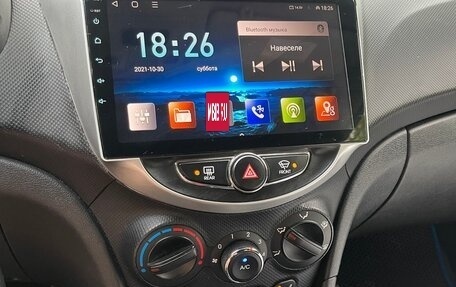 Hyundai Solaris II рестайлинг, 2012 год, 699 000 рублей, 13 фотография
