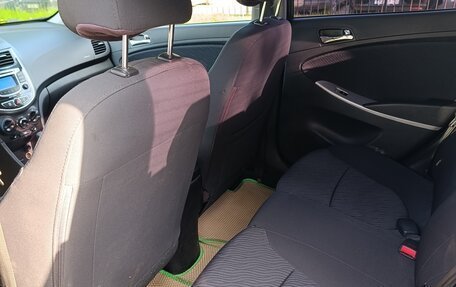 Hyundai Solaris II рестайлинг, 2013 год, 760 000 рублей, 9 фотография