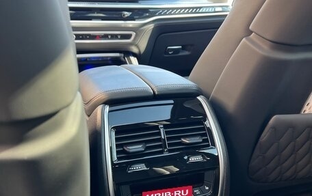 BMW X7, 2024 год, 21 000 000 рублей, 5 фотография