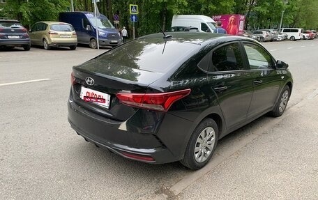 Hyundai Solaris II рестайлинг, 2021 год, 1 700 000 рублей, 6 фотография