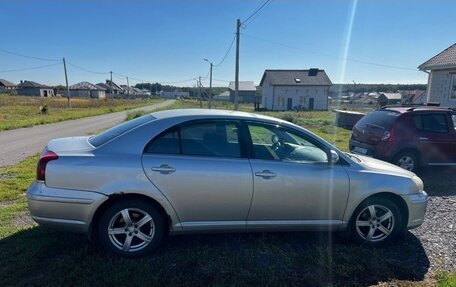 Toyota Avensis III рестайлинг, 2007 год, 675 000 рублей, 4 фотография