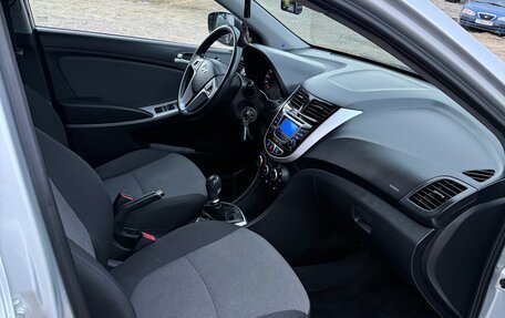 Hyundai Solaris II рестайлинг, 2012 год, 820 000 рублей, 7 фотография