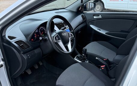 Hyundai Solaris II рестайлинг, 2012 год, 820 000 рублей, 5 фотография