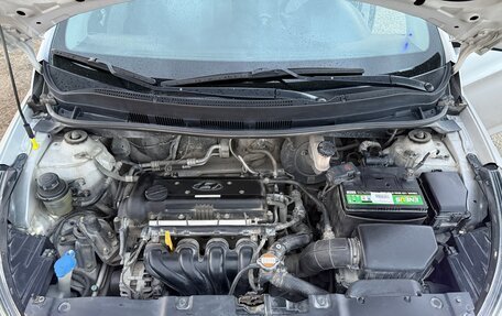 Hyundai Solaris II рестайлинг, 2012 год, 820 000 рублей, 11 фотография