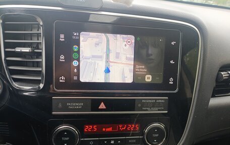 Mitsubishi Outlander III рестайлинг 3, 2019 год, 2 050 000 рублей, 8 фотография