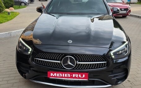 Mercedes-Benz E-Класс, 2020 год, 4 400 000 рублей, 3 фотография