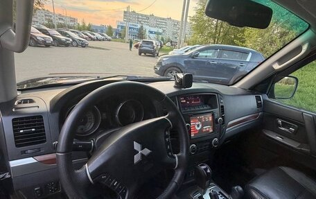 Mitsubishi Pajero IV, 2008 год, 1 470 000 рублей, 10 фотография